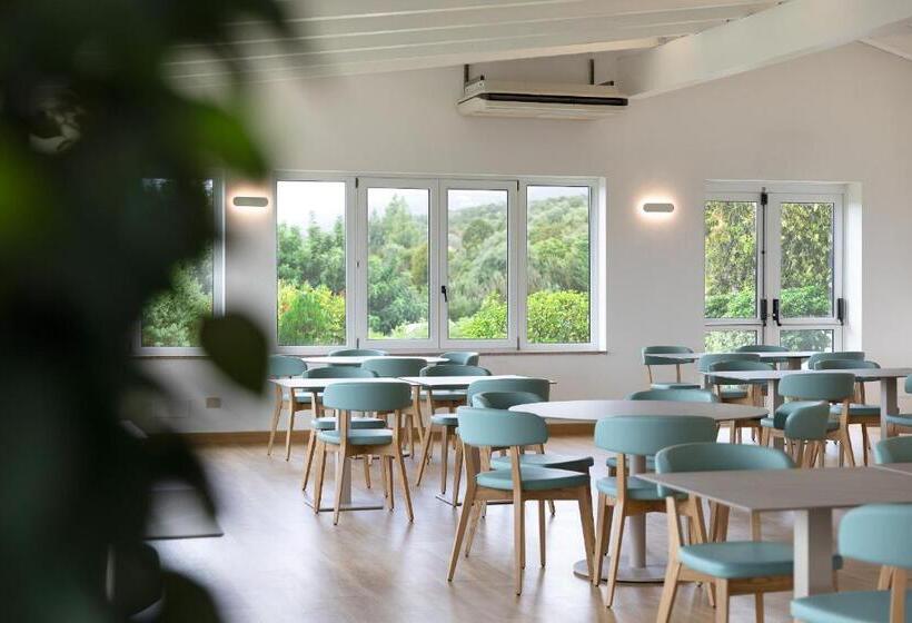 Четырехместный Номер Базовый, Lu  Hotel Porto Pino