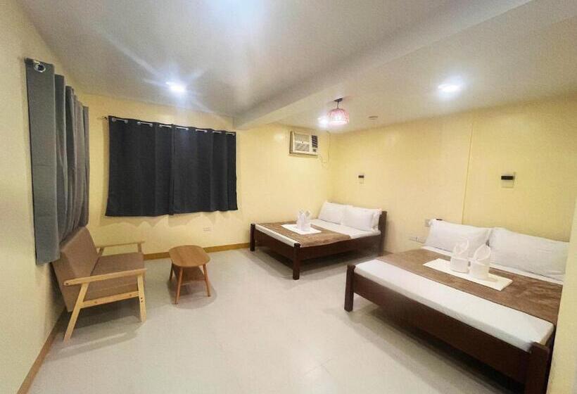 4인용 스탠다드 룸, Zuric Pension House