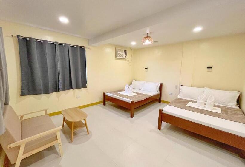 4인용 스탠다드 룸, Zuric Pension House