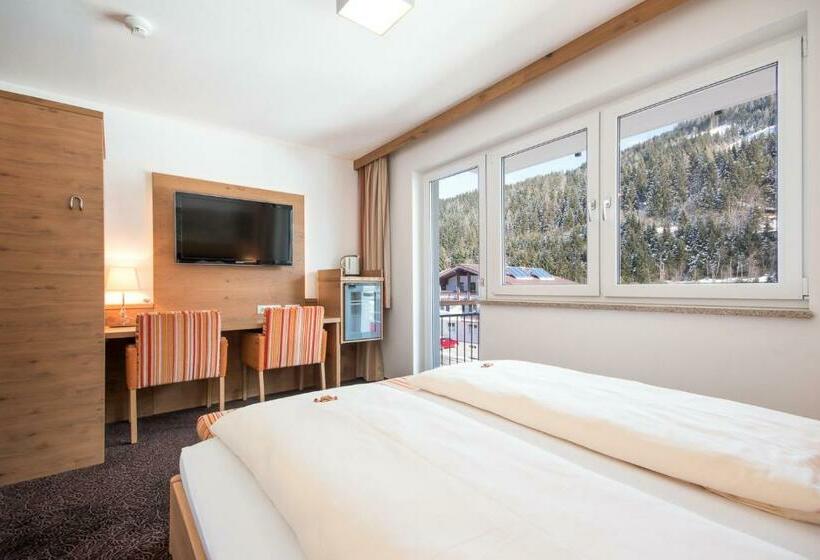 Quarto Estandar, Alpenwelt Superior
