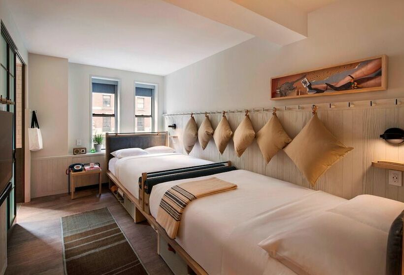 带2个双人床的标准工作室, Moxy Nyc Times Square