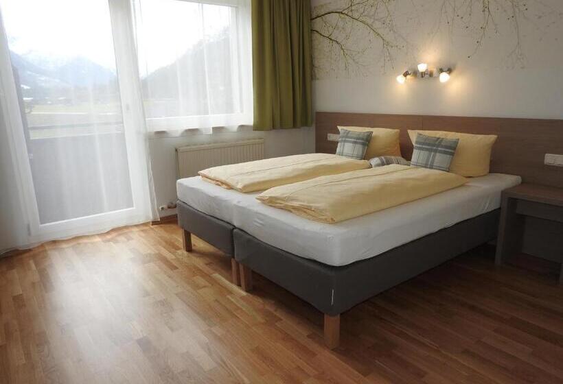 Quarto Estandar Vista Montanha, Gästehaus Elmerhof