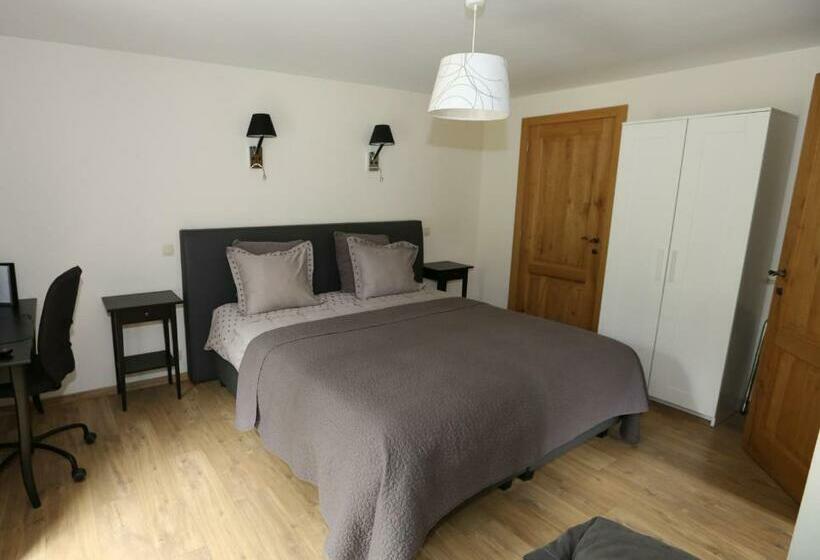 Стандартный Номер Кровать Кинг, B&b Le Bois De Champia