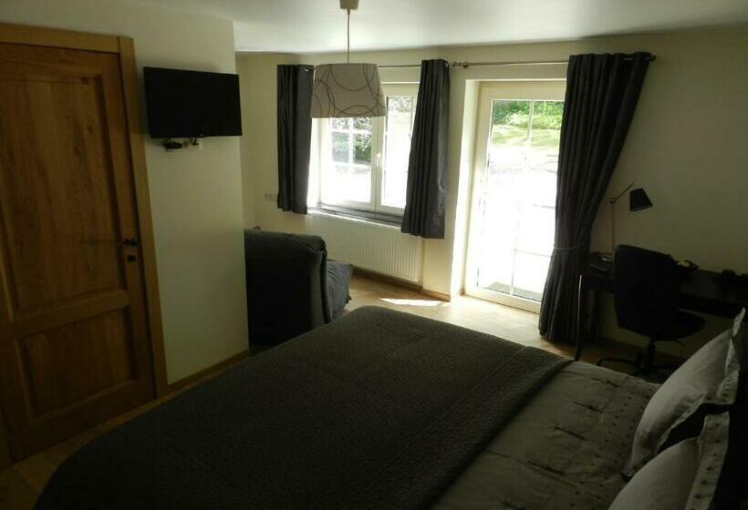 غرفة قياسية سرير كينج, B&b Le Bois De Champia