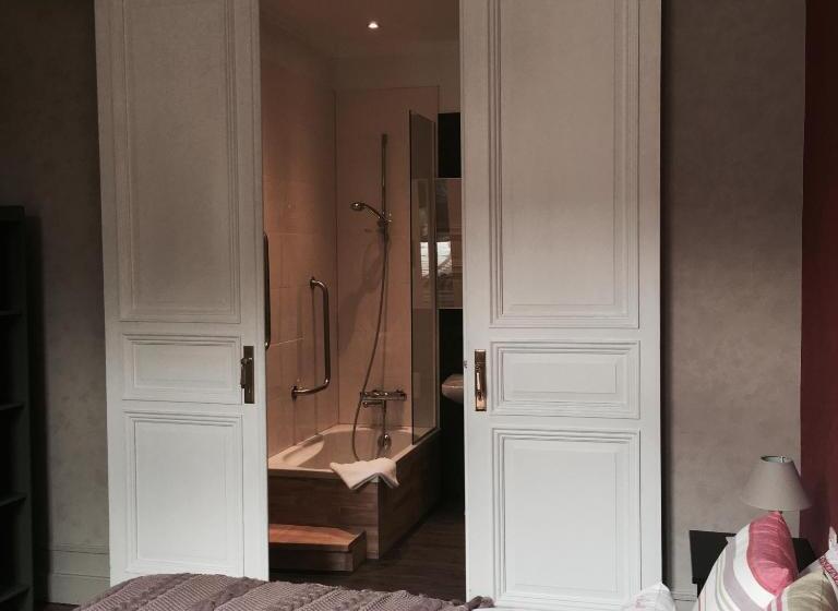 חדר סטנדרט מותאם לאדם עם מוגבלויות, B&b Le Notaire