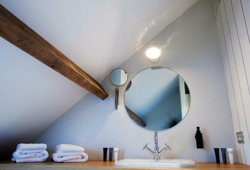 Номер Стандарт, B&b O Lit