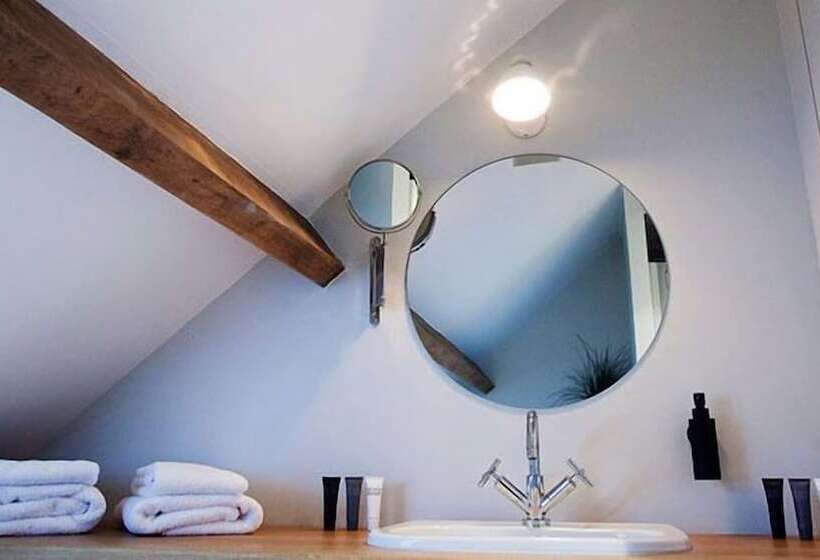 Номер Стандарт, B&b O Lit