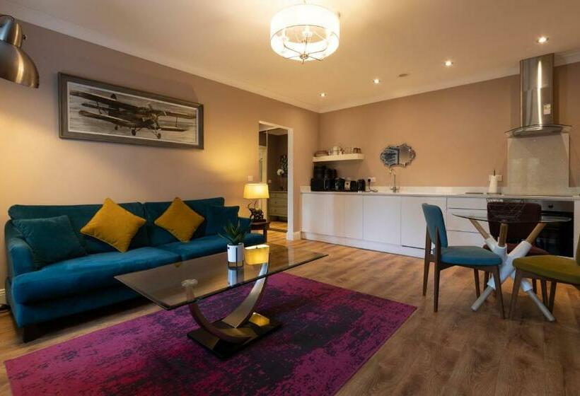 آپارتمان 1 خوابه همکف, Boyne View House
