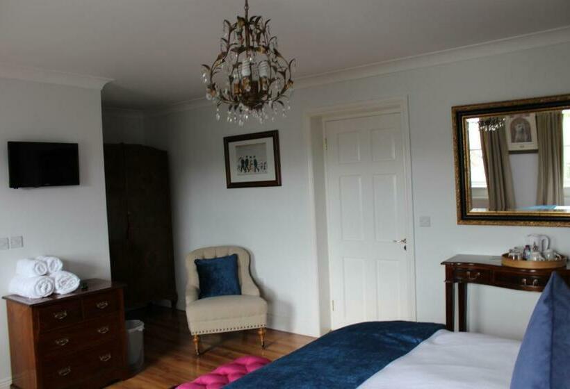 اتاق سوپریور با تخت بزرگ, Boyne View House