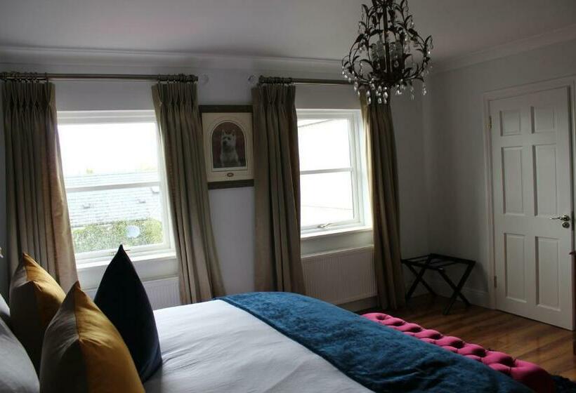 اتاق سوپریور با تخت بزرگ, Boyne View House
