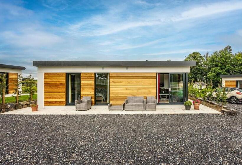 خانه 2 خوابه, Boyne View House