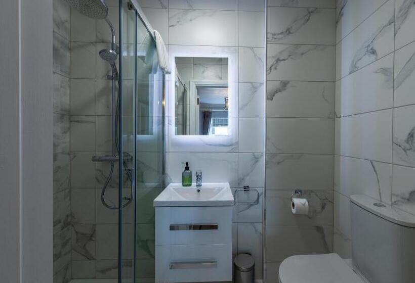 خانه 2 خوابه, Boyne View House