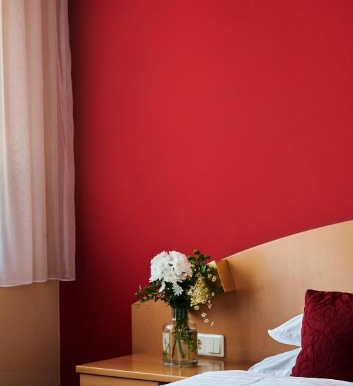Comfort room with balcony, Garni Thermenoase