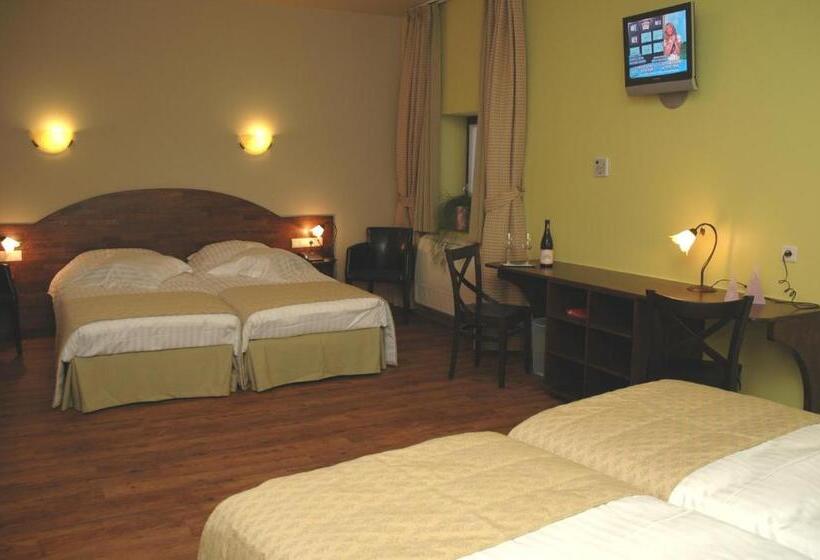 חדר סופריור לארבעה, Van Reeth's Koffiebranderij