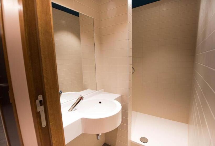 4인용 스탠다드 룸, Liège Youth Hostel