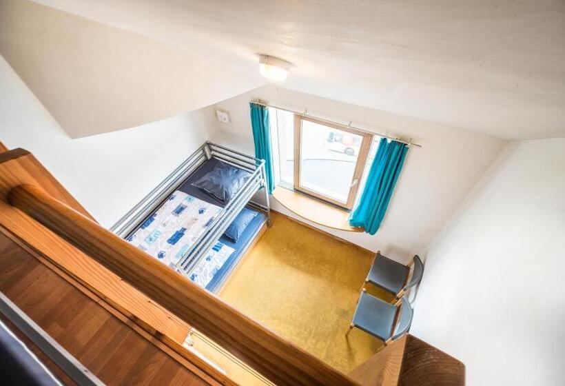 4인용 스탠다드 룸, Liège Youth Hostel