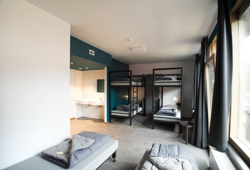 اتاق خانوادگی, Liège Youth Hostel