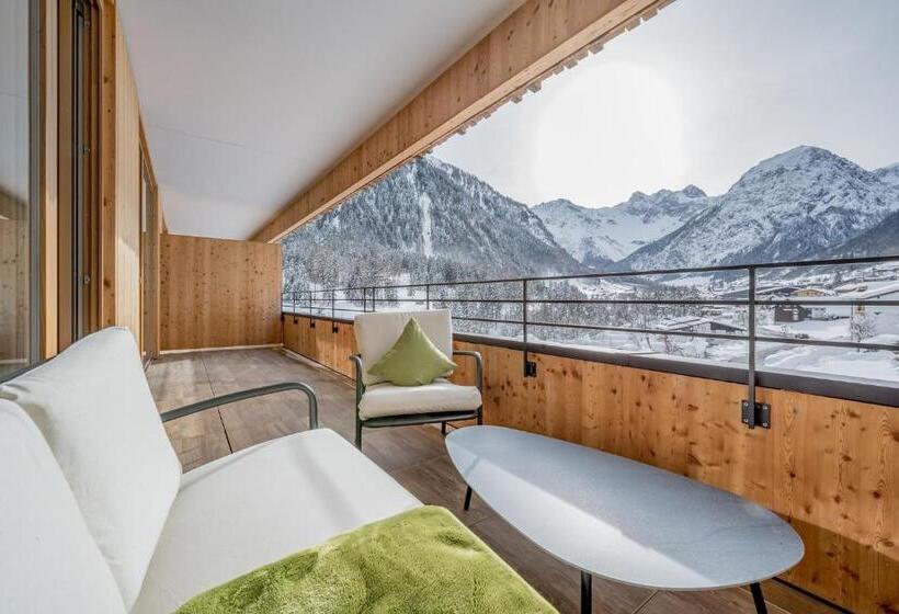 سوییت, Alpenhotel Zimba