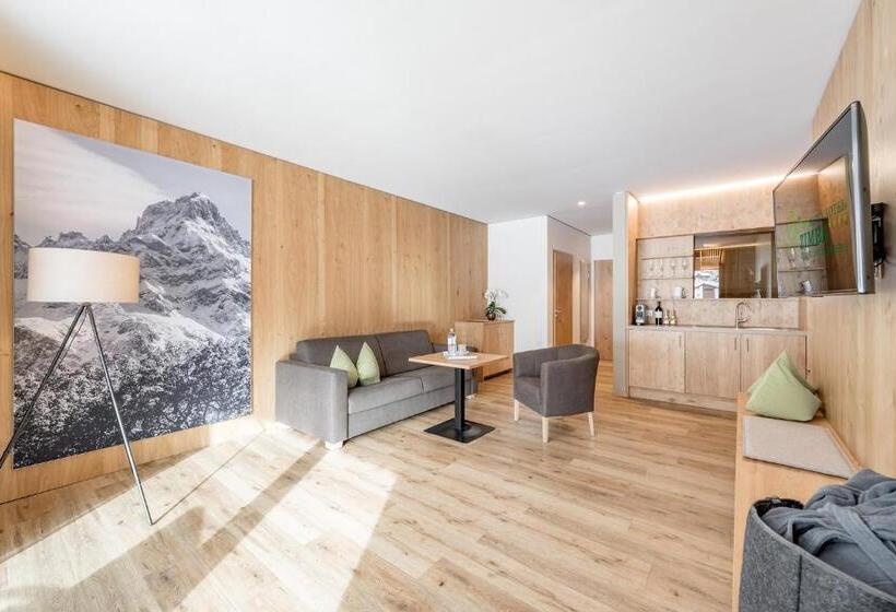 سوییت, Alpenhotel Zimba