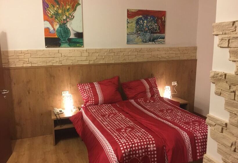 Номер Стандарт, Tarvisio Four Seasons