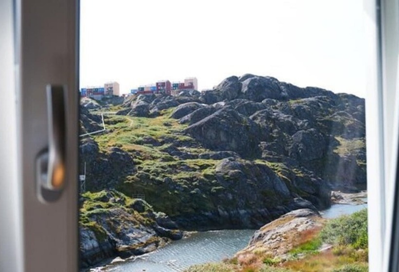 Quarto Estandar, Søma Sisimiut