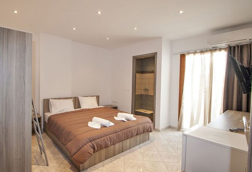 4인용 스탠다드 룸, Pineapple Skiathos