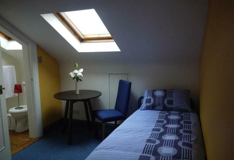 חדר סטנדרט יחיד, The Connemara Hostel   Sleepzone