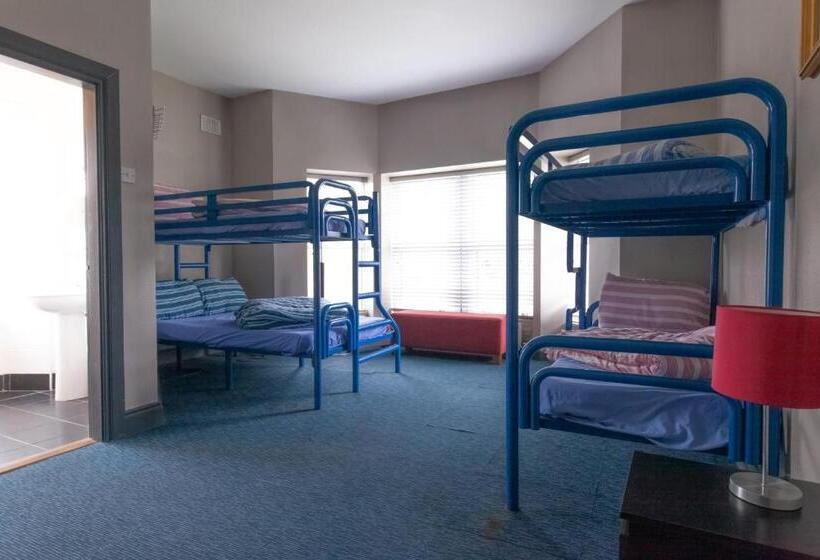 מיטה בחדר משותף, The Connemara Hostel   Sleepzone