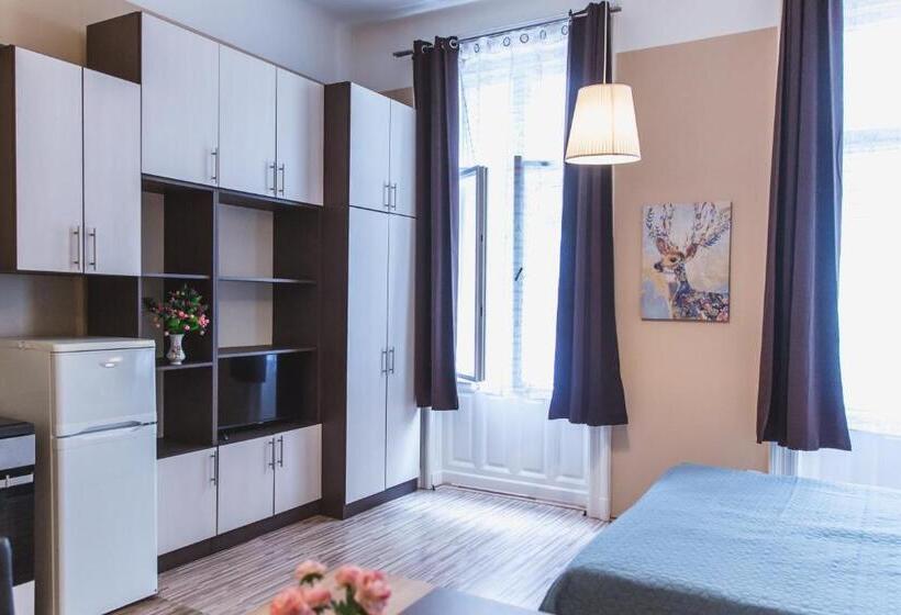 Apartamento Superior 1 Quarto, East Station Private Rooms & Apartments