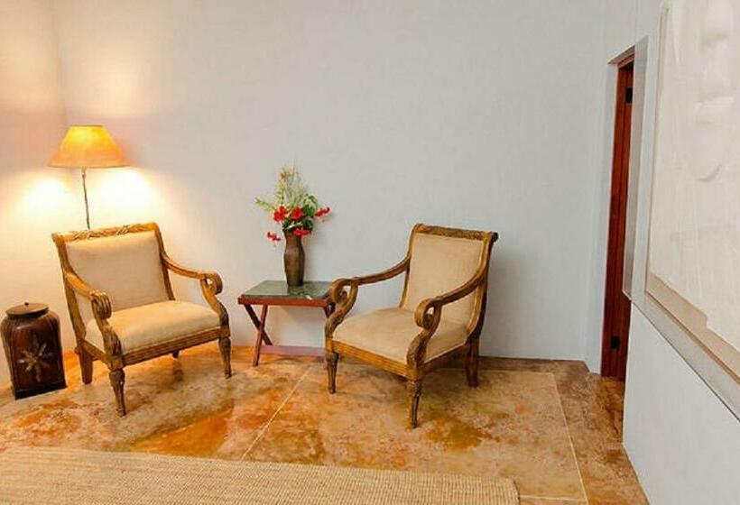 اتاق استاندارد با چشم‌انداز, Almond Tree Hotel Resort