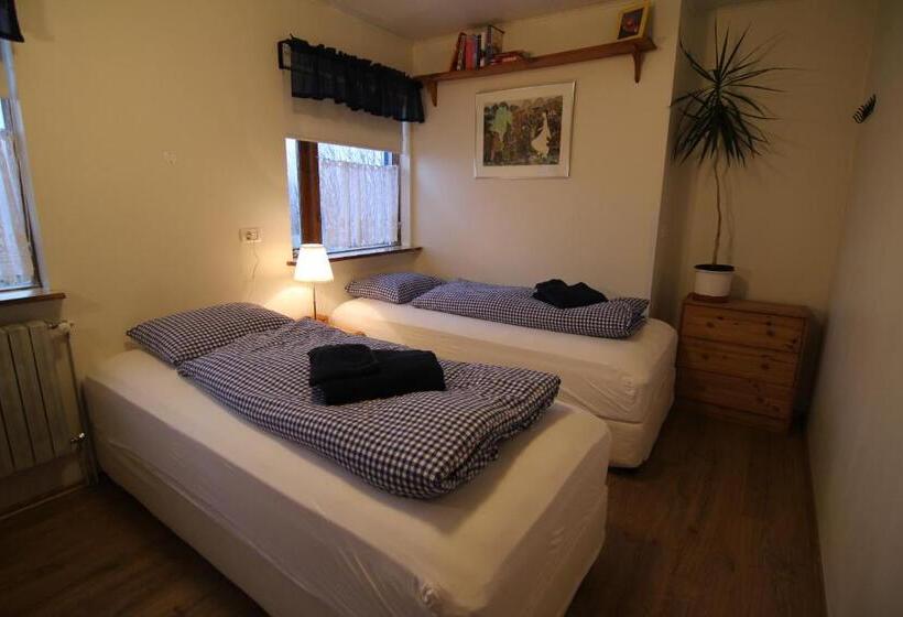 اتاق استاندارد سه نفره, Cja Guesthouse
