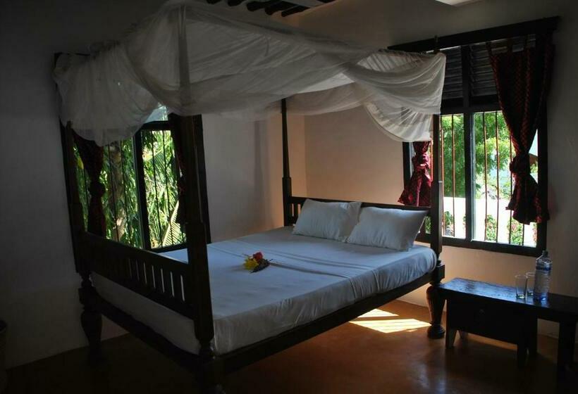 اتاق استاندارد, Shella White House