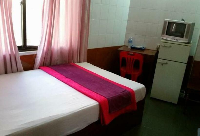 豪华房间, Chhaya Guest House