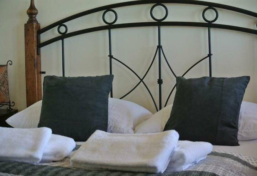 Standard Room, Hafnarfjall