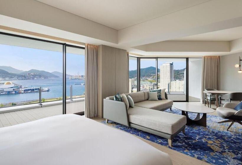 클럽 스위트, Nagasaki Marriott