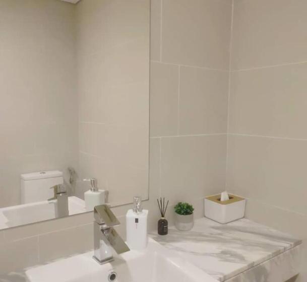 استودیوی استاندارد, Comfy King The Straits Suite 715 By Elefen Homestay