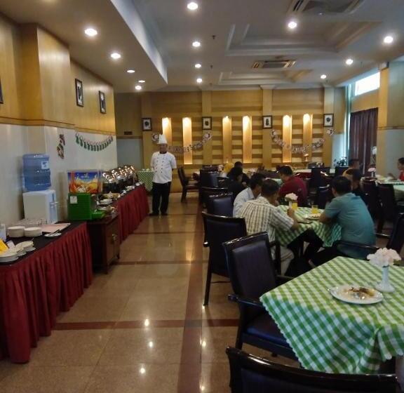اتاق خانوادگی, King Park Hotel Tawau
