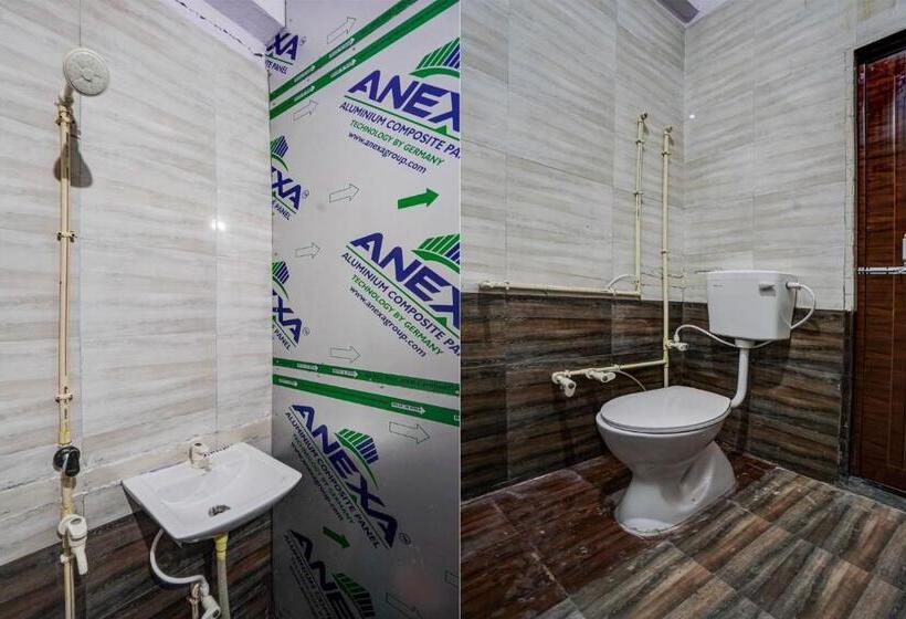اتاق کلاسیک سه تخته, Oyo Flagship Hotel Radhe Inn