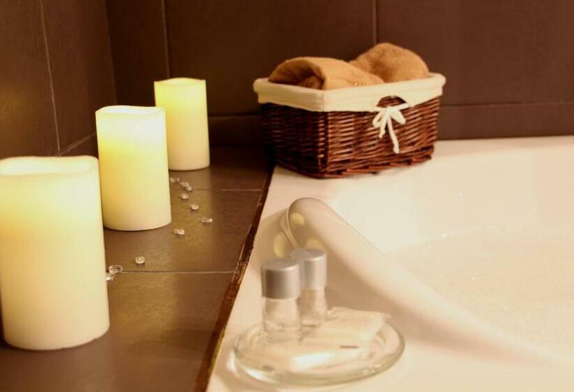 اتاق لوکس, Budapest Ville Bed & Breakfast