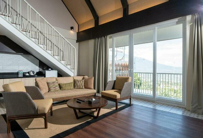 Президентский Люкс, Amartahills Hotel And Resort