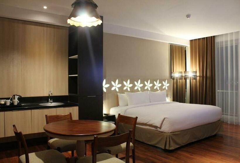 バルコニー付きジュニアスイート, Amartahills Hotel And Resort
