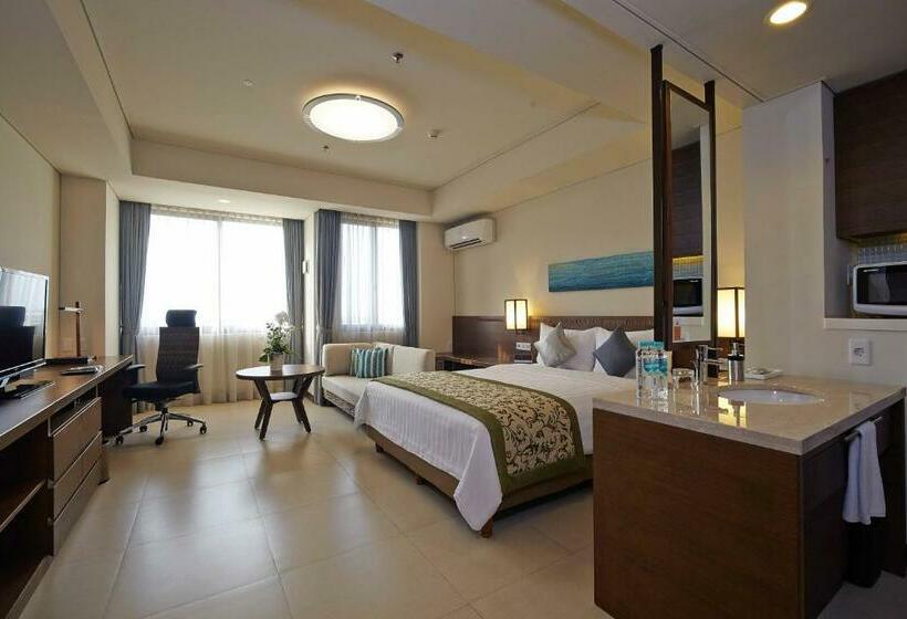 Номер Deluxe, Axia South Cikarang Service Apartment