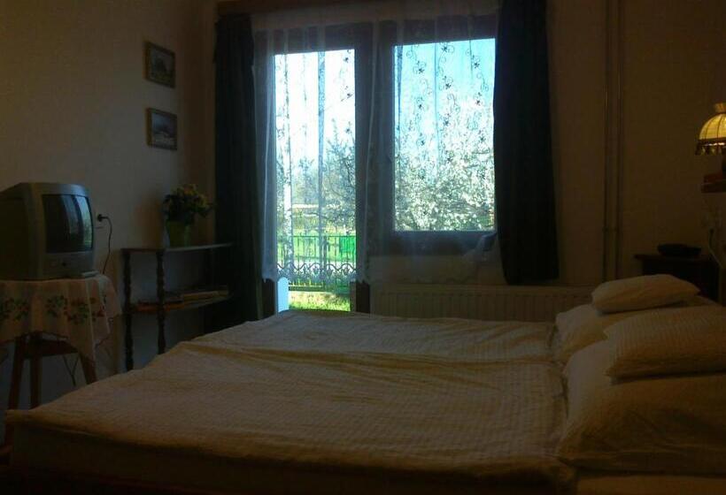 Apartamento 1 Dormitório, Puszta
