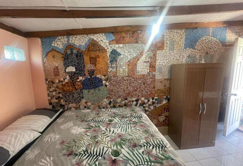 بنجلو عائلى, Cabañas Tia Flor