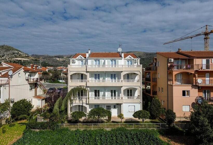 Апартаменты Пентхаус 1 Спальня, Vipo Seget Apartments