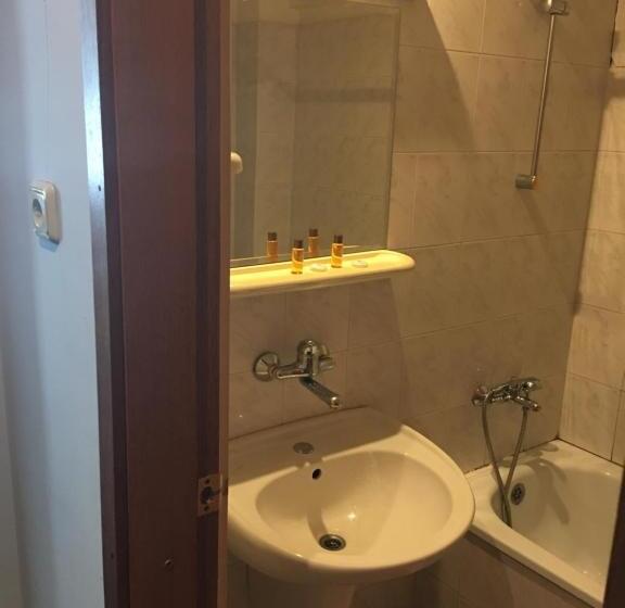 Quarto Estandar, Hostel Elena