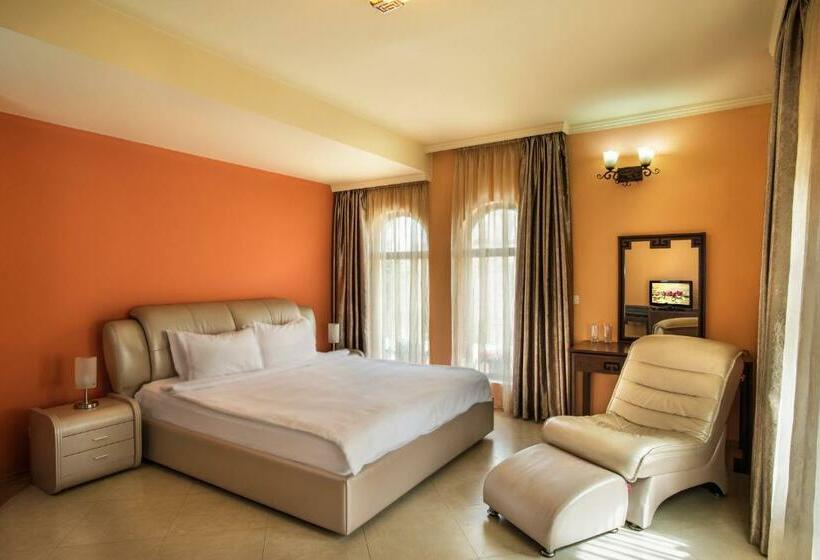 Номер Стандарт с Гидромассажем, Boutique & Spa Hotel Heaven