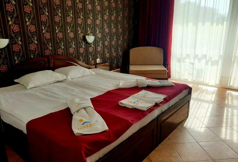 Quarto Estandar com Sacada, Feniks