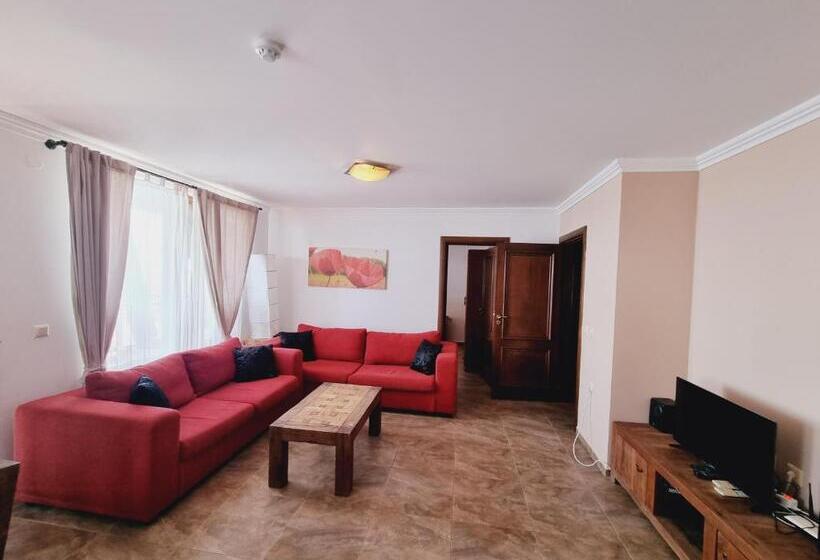 Апартаменты 3 Спальни, Monastery Apart Complex