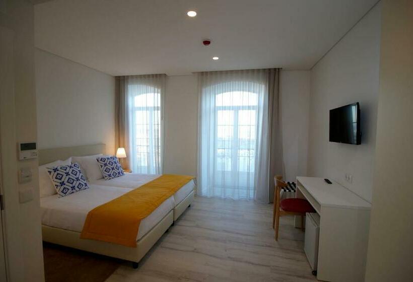 Quarto Superior, Riverside Alfama